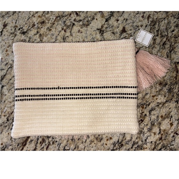 Shiraleah-Chicago Clutch - Picture 2 of 4